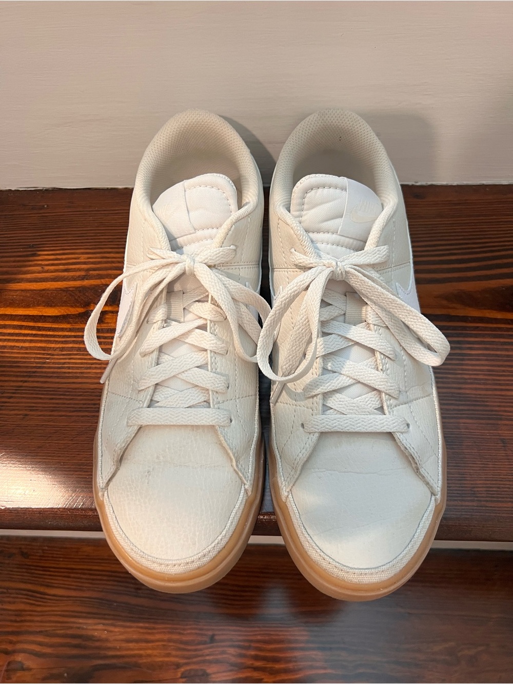 Nike Women’s Court Legacy Off-White Low-Top Leather Sneakers with Gum Sole - Picture 2 of 7